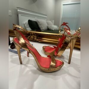 BCBGMAXAZRIA Heels